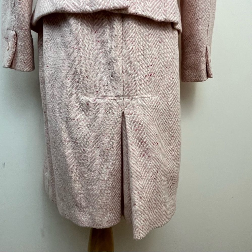 Victoria’s Secret Vintage Y2K Pink Tweed Skirt Suit 8 - Picture 5 of 7